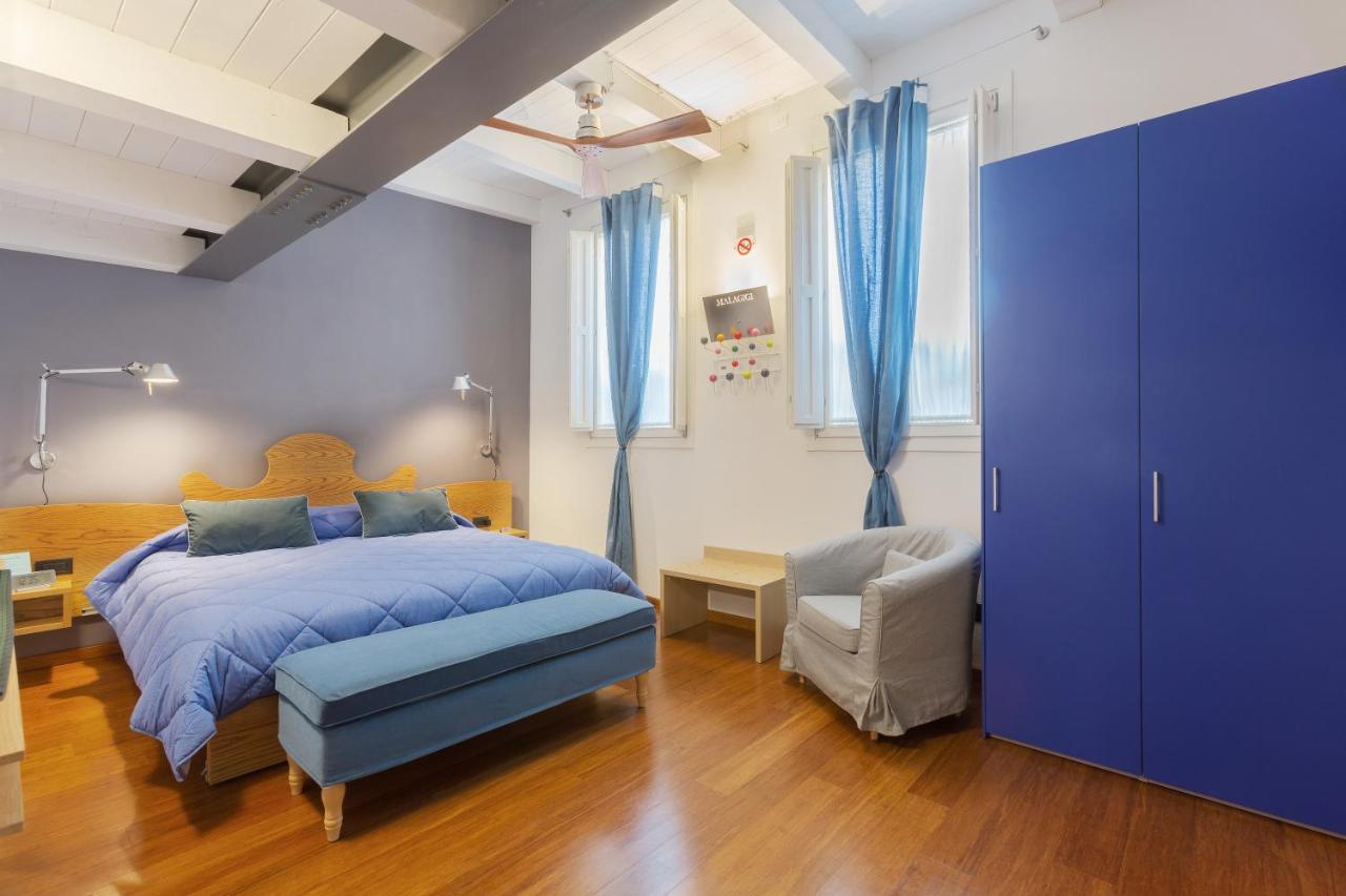 Malagigi Guest House Феррара Екстер'єр фото